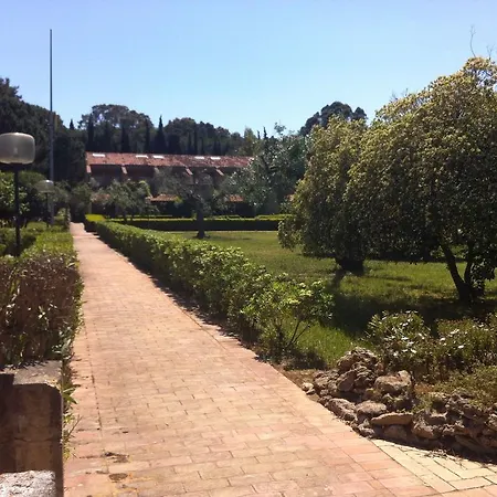 Casa Vacanza In Villaggio Capopiccolo Capo Rizzuto